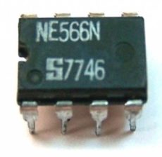 NE566N DIP8 D/C 8825 SIGNETIC