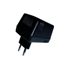 TÁPEGYSÉG DOBOZ 230V VILL.DUGÓVAL 0,5A